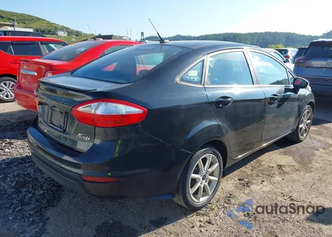 2015 Ford Fiesta Se z USA, uszkodzony, nr VIN 3FADP4BJ6FM209037